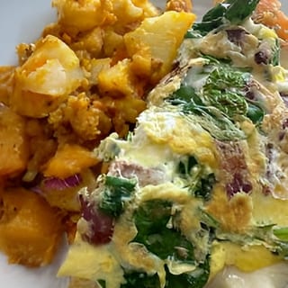 SPINACH & BACON OMELETTE 