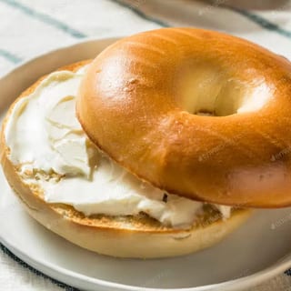 BAGEL W/ CREAM CHEESE